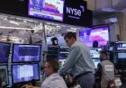 Nine Policymakers Signal Hikes in S And P 500 Fed Pivot
