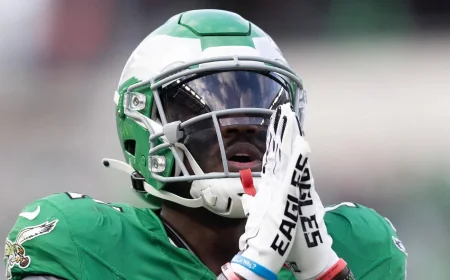 Devonta Smith Reacts as Eagles Trade A.J. Brown to Patriots