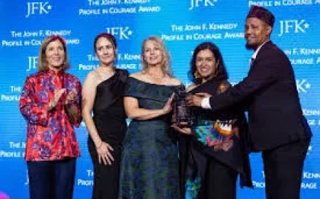 Caroline Kennedy honors Tatiana Schlossberg at JFK library ceremony