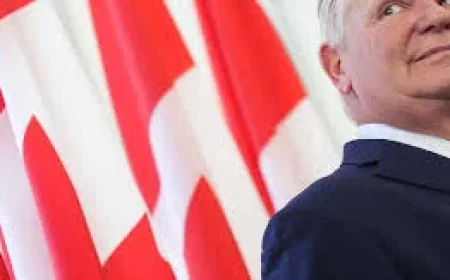 Trump Revives 51st State Claim After Canada Recession Link