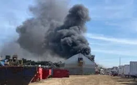 Brampton Fire Sends Thick Smoke Over Pearson Airport