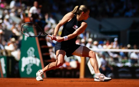 Maja Chwalinska Tops Parry 6-3, 6-2 in Chwalinska Tennis run