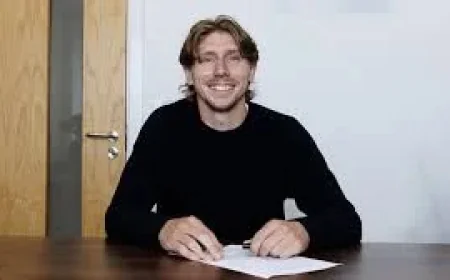 Alex Hartridge Signs Two-Year Deal as Plymouth Argyle's First Summer Signing