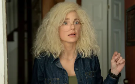 Anna Faris Returns as Scary Movie Reunites the Wayans