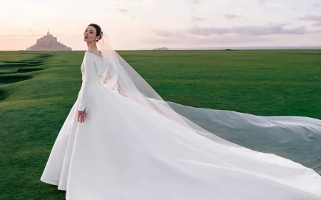 Ming Xi Marries at Mont Saint Michel Abbey in First Wedding