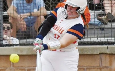 Colfax-Mingo Rallies Past Lynnville-Sully With 4 in the Eighth — Sully