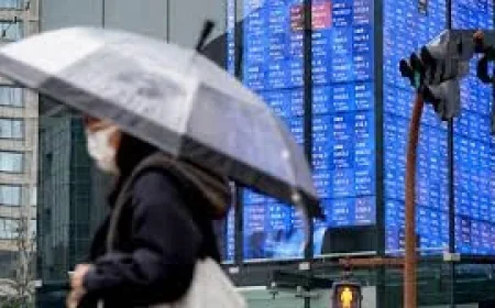 Kospi Index Plunges Nearly 9%, Triggers 20-Minute Halt