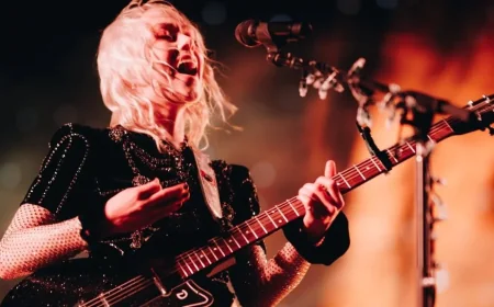 Phoebe Bridgers Presale Leads Lost Tour Phone-Free Across Fall Run