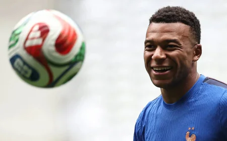 Mbappé esperado de titular en Francia Vs Irlanda del Norte en Lille