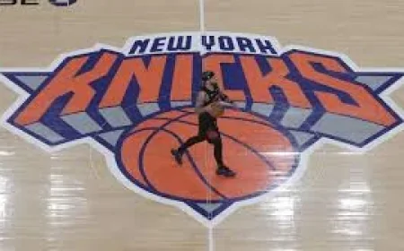 Avery Wilson Powers Knicks’ 6-0 Run With Anthem Returns