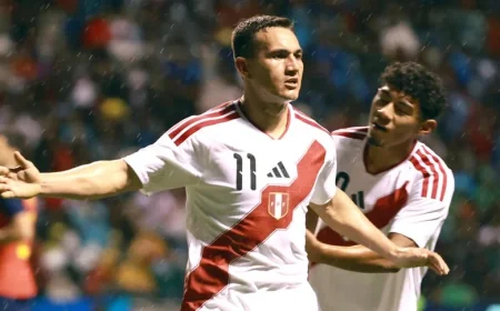 Jairo Vélez Scores Peru’s Discount Against Spain