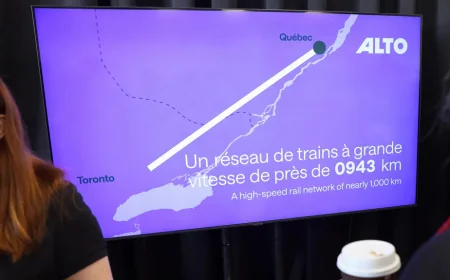 Paul St-Pierre Plamondon retire Québec du TGV — Chef Du Parti