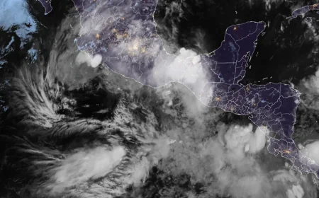 Tropical Storm Cristina threatens Guatemala - El Salvador with 12 inches of rain