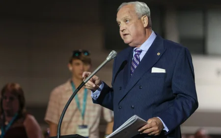 Southern Baptists Vote To Advance A Formal Ban On Churches With Women Pastors