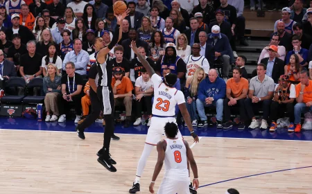 Mitchell Robinson Struggles as Robinson Knicks Trail Spurs Through 3 Games