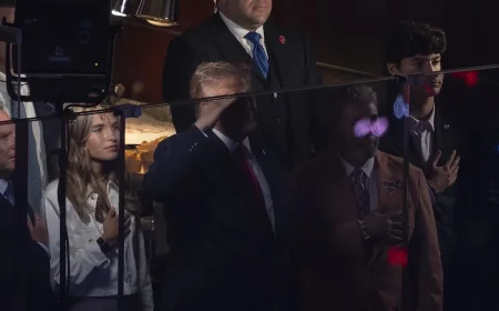 Trump Enters Game 3 Suite at Madison Square Garden - My Mayor Muslim