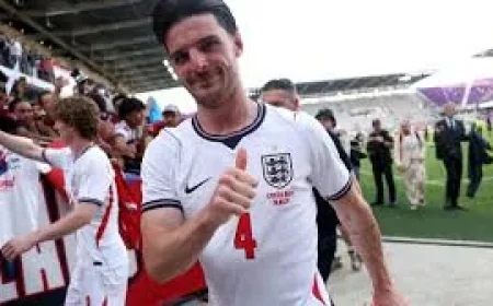 Declan Rice Faces Heat at World Cup England Photoshoot
