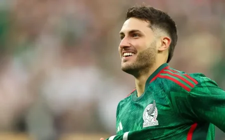 Santi Gimenez Leads Mexico Into South Africa World Cup Opener