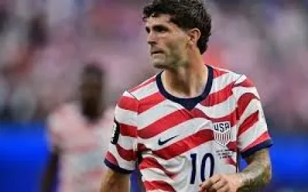 Christian Pulisic Injury Scare After 45 Minutes vs Paraguay