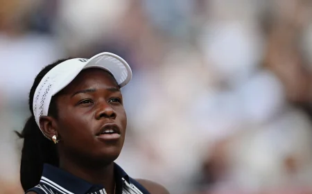 Mboko Withdraws From Wimbledon With Knee Injury — Where Is Queens Club Tennis