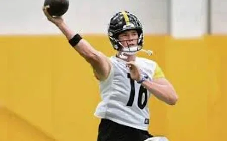 Aaron Rodgers Leads Steelers’ No. 4 Drew Allar Into Spring Reps