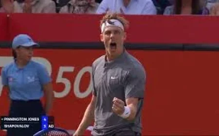 Giovanni Mpetshi Perricard Tops Corentin Moutet 7-6 in Queen's Club Opener