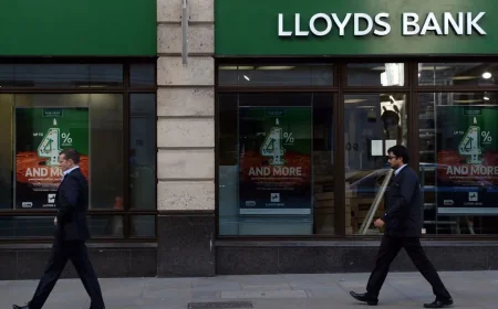 Natwest to close 35 branches as UK bank closures mount