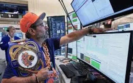 S&p/tsx Composite Index Rises As Oil Falls 5.8% After U.S.-Iran Deal
