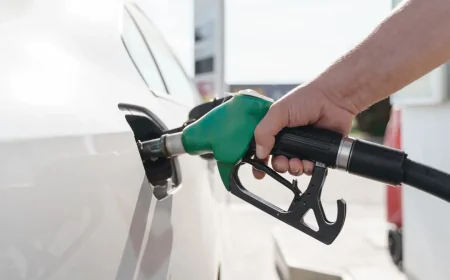 Tatneft Gas Stations Limit Fuel Sales in Moscow and St Petersburg