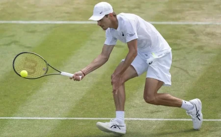 De Minaur in 3 over Gabriel Diallo at Queen’s Club