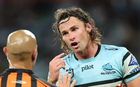 Trindall Leads Cronulla-sutherland Sharks to 10-8 Win in Auckland