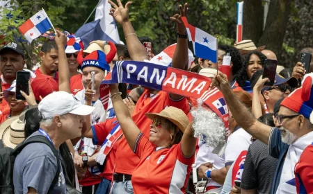 Panama World Cup Fans Fill Trinity-Bellwoods Park Before Ghana
