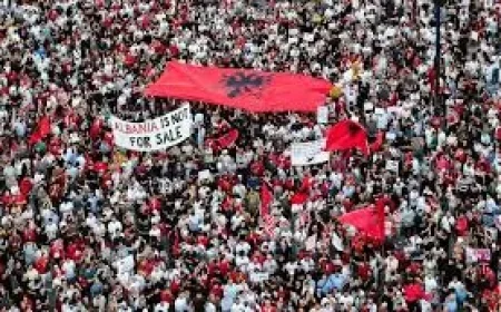 Albanie protests reach 200,000 over Kushner resort plan