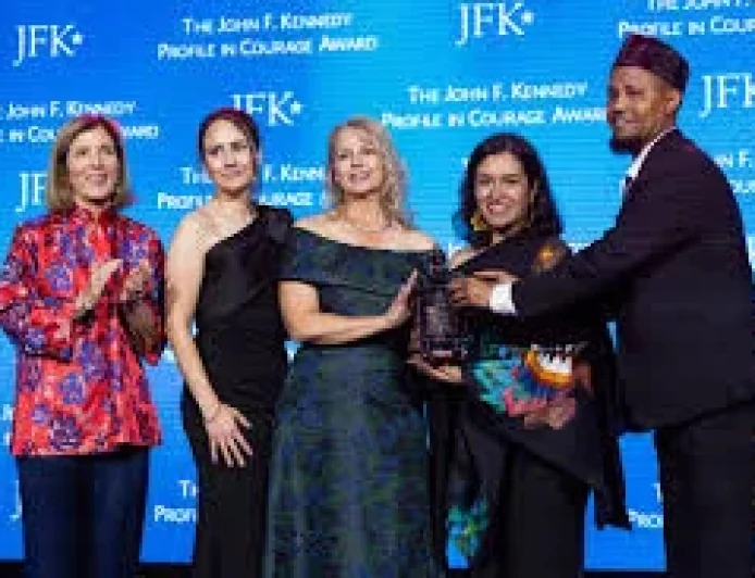 Caroline Kennedy honors Tatiana Schlossberg at JFK library ceremony