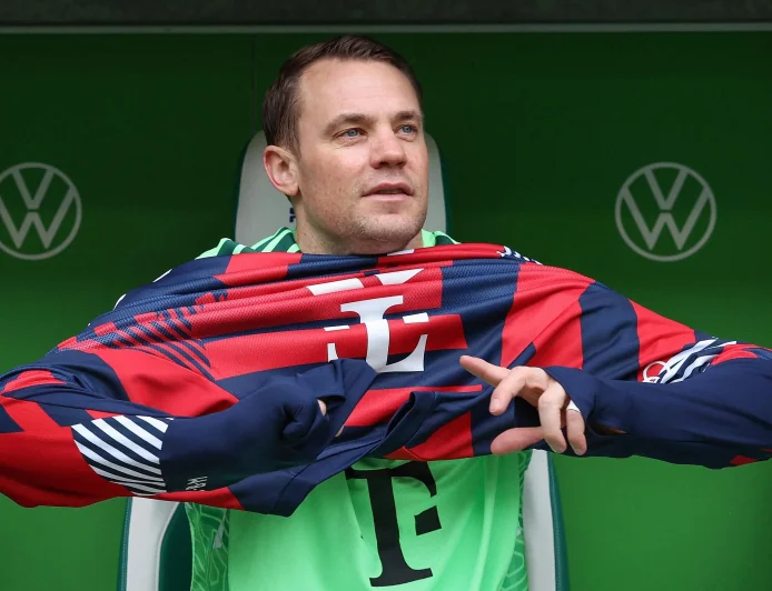 Manuel Neuer Extends Bayern Deal to 2027 in 2014 World Cup Return