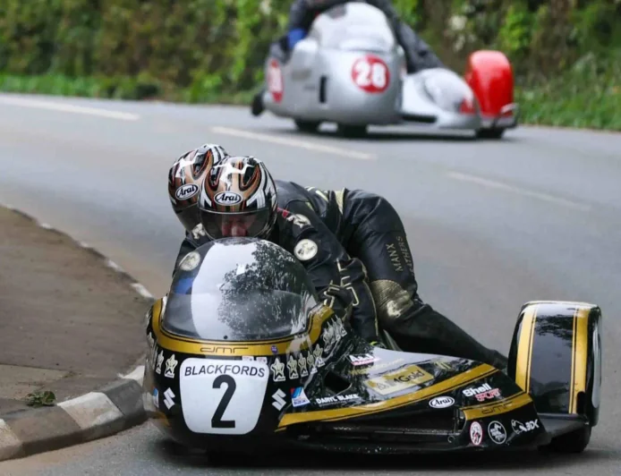 Giles Olley Secures Classic Sidecars For July 6-9 Southern 100 — Isle Of Man Tt Sidecar Review