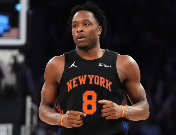 OG Anunoby tips in 1.2-second winner for Jefferson City Knicks