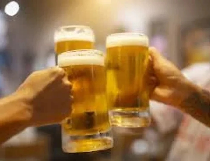 Ecuador President Noboa Cuts Beer Prices More Than 20% Until July 19