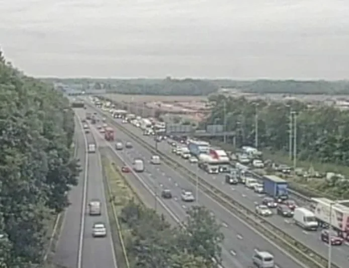 M62 westbound shut at J8 Burtonwood and J7 Rainhill