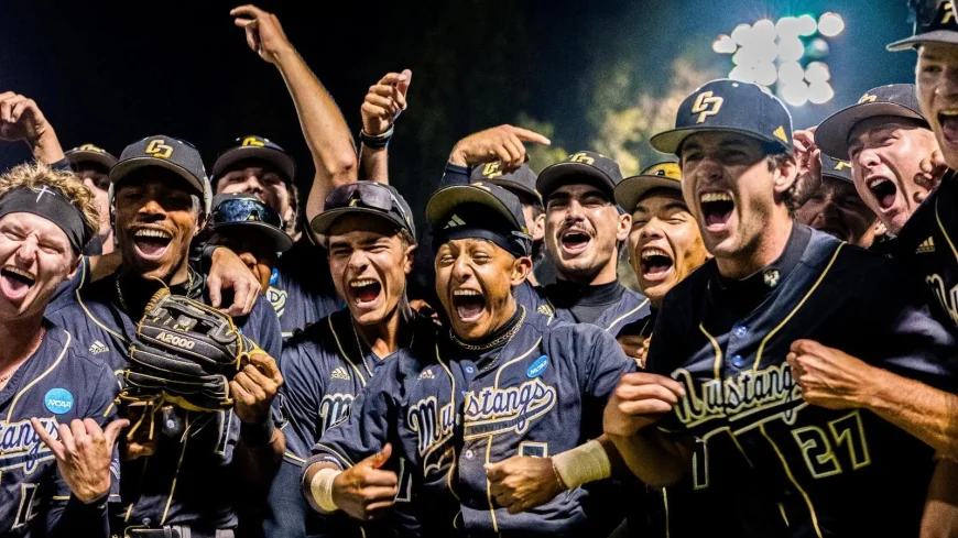 Cal Poly Baseball wins 5-2, reaches first Super Regional