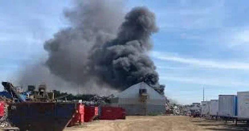 Brampton Fire Sends Thick Smoke Over Pearson Airport