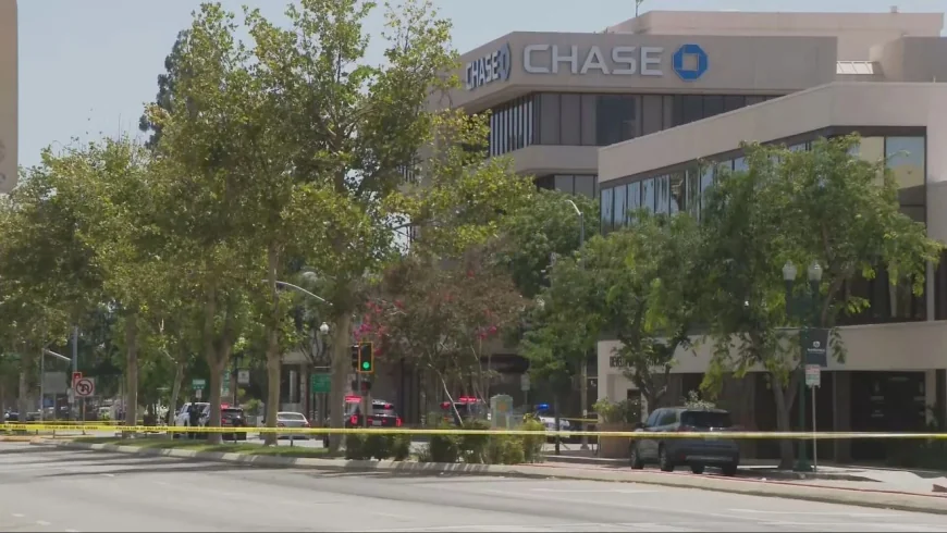 Bakersfield police negotiate hostage situation at Chase Bank, close downtown streets