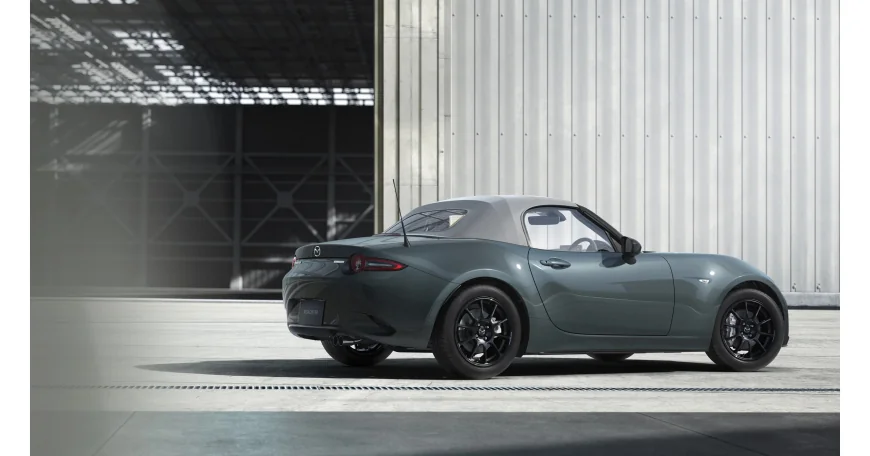 Mazda Motor Corporation Debuts Zinc Green on MX-5 Miata