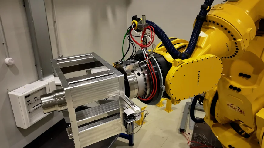 Iter deploys robots for 9-tonne divertor cassettes
