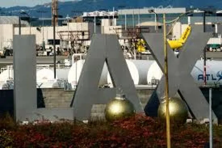 American Airlines Cuts 6 Routes at Los Angeles International Airport