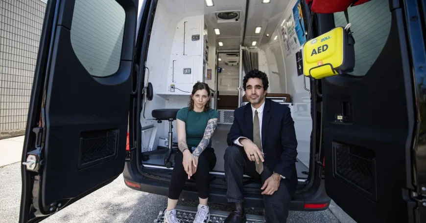 Uhn and Toronto Public Library launch one mobile clinic at Sanderson branch
