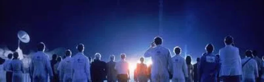 Spielberg Links Disclosure to 1977 Close Encounters — Disclosure