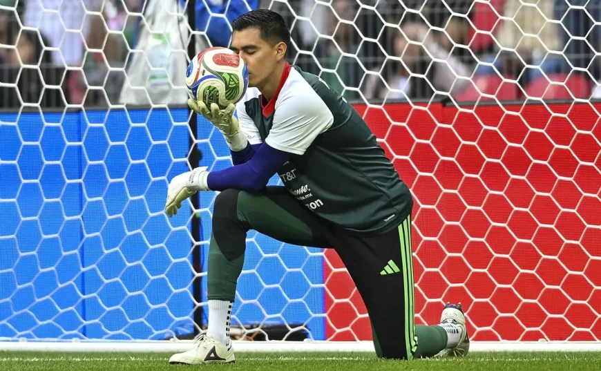 Raúl Rangel Pictured 2026 World Cup Role Before His Primera Debut