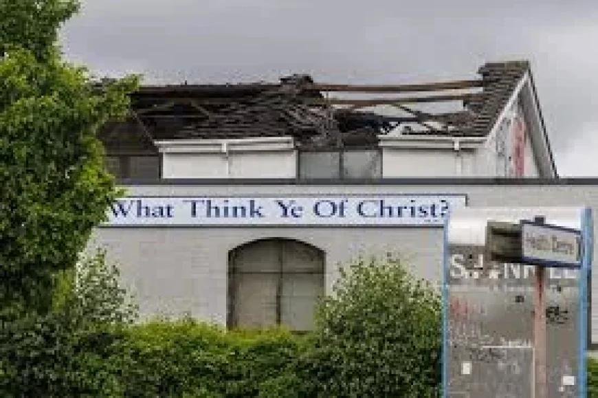 Brian Kingston condemns Shankill Road arson after hall gutted
