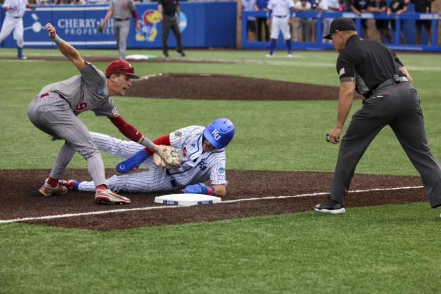 Oklahoma Tops Kansas 8-1 in Kansas Baseball Super Regional Opener